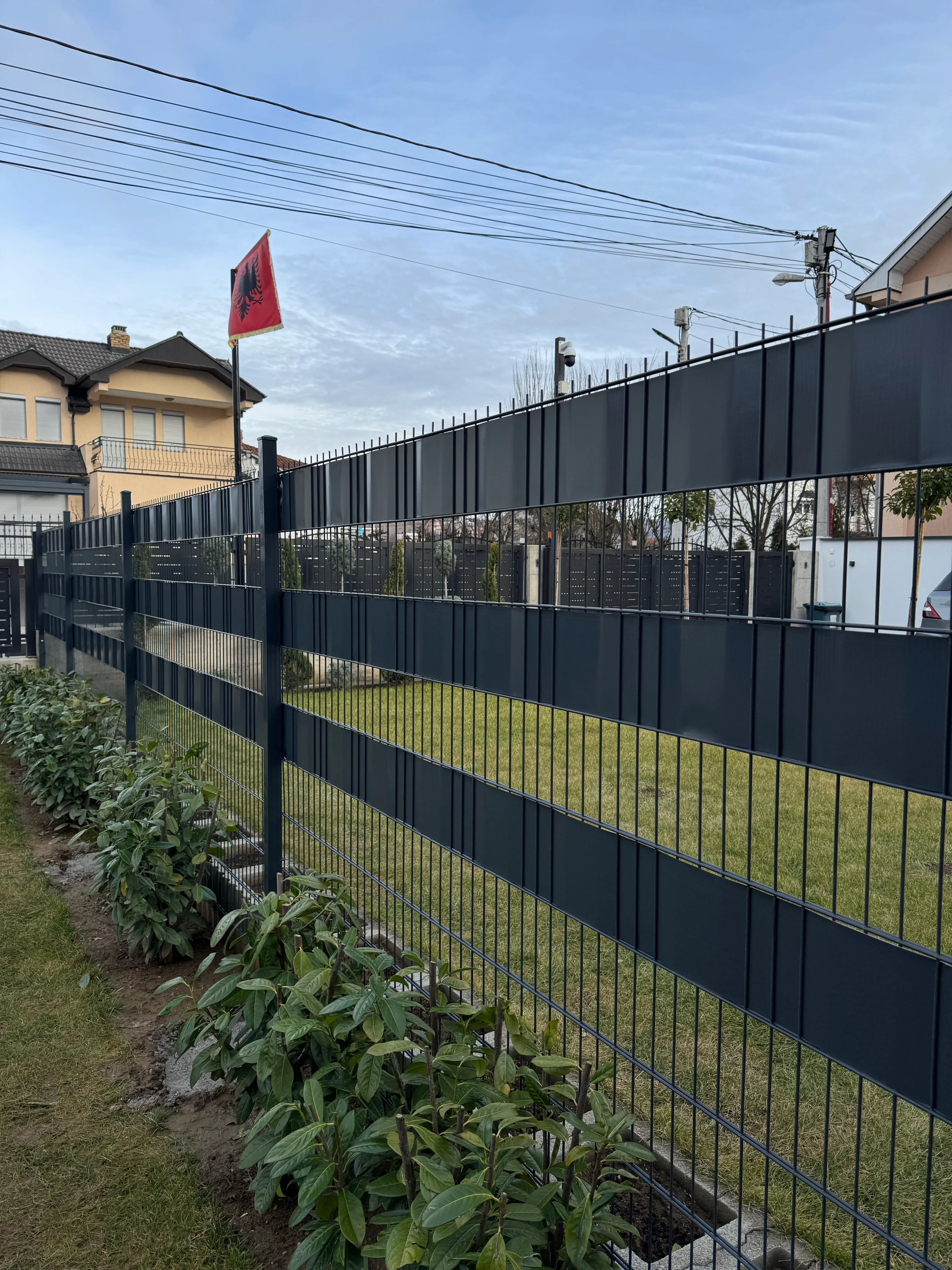 Projekt rezidencial me panele moderne